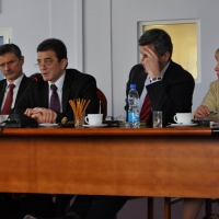 2010-03-25 - zespol_trojstronny